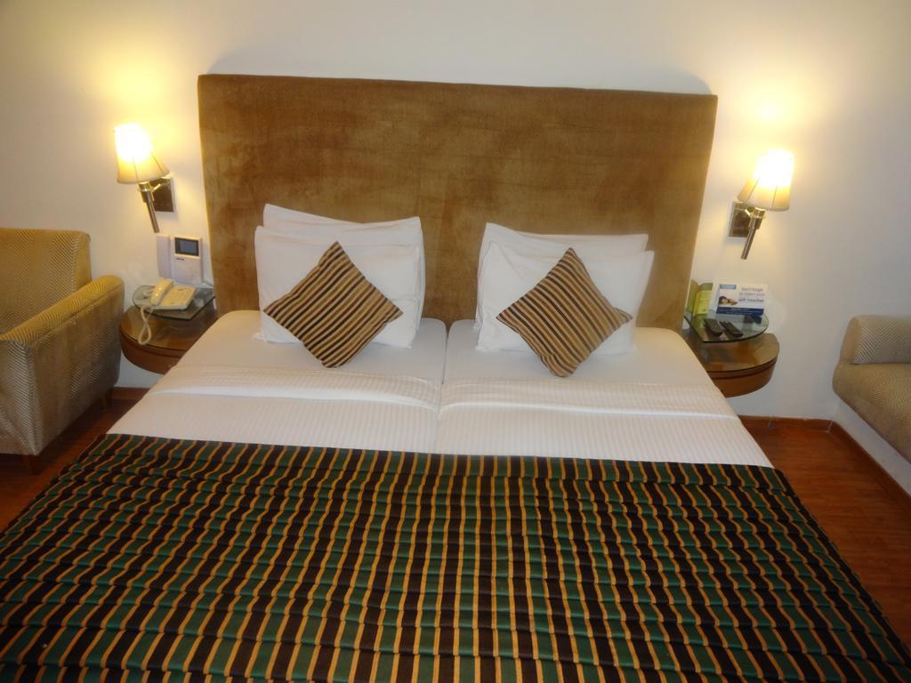 Hotel Ohris Banjara à Haïdarabad Extérieur photo