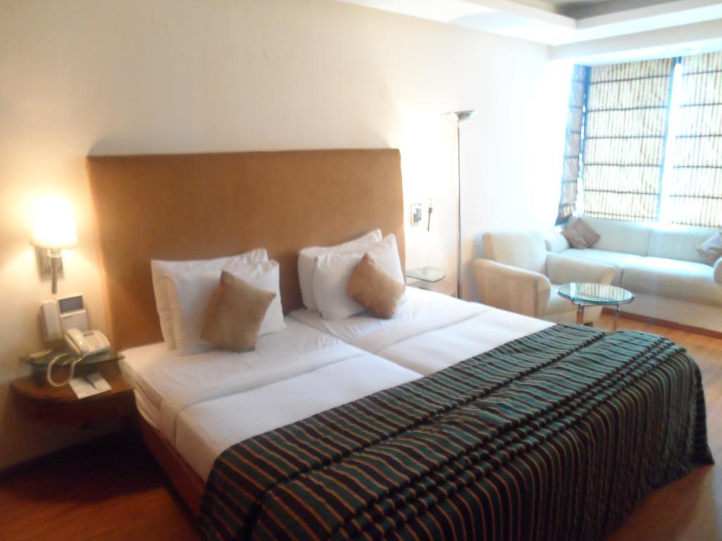 Hotel Ohris Banjara à Haïdarabad Extérieur photo